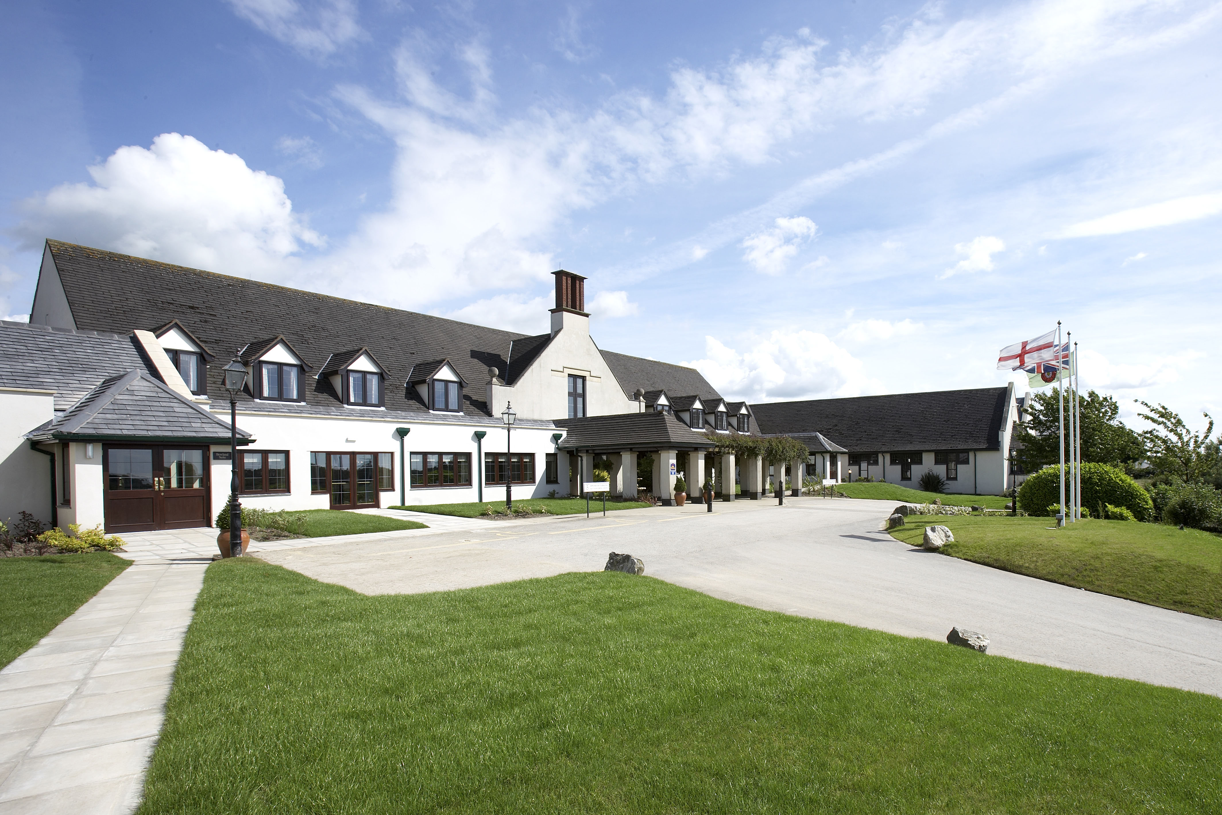 01 - Lancaster House Hotel Exterior